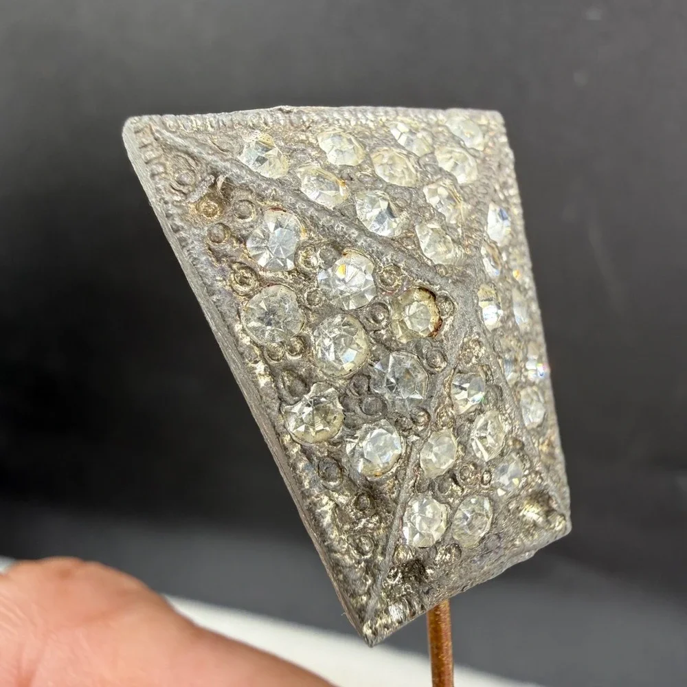 Vintage Rhinestone Stick Pin Brooch READ